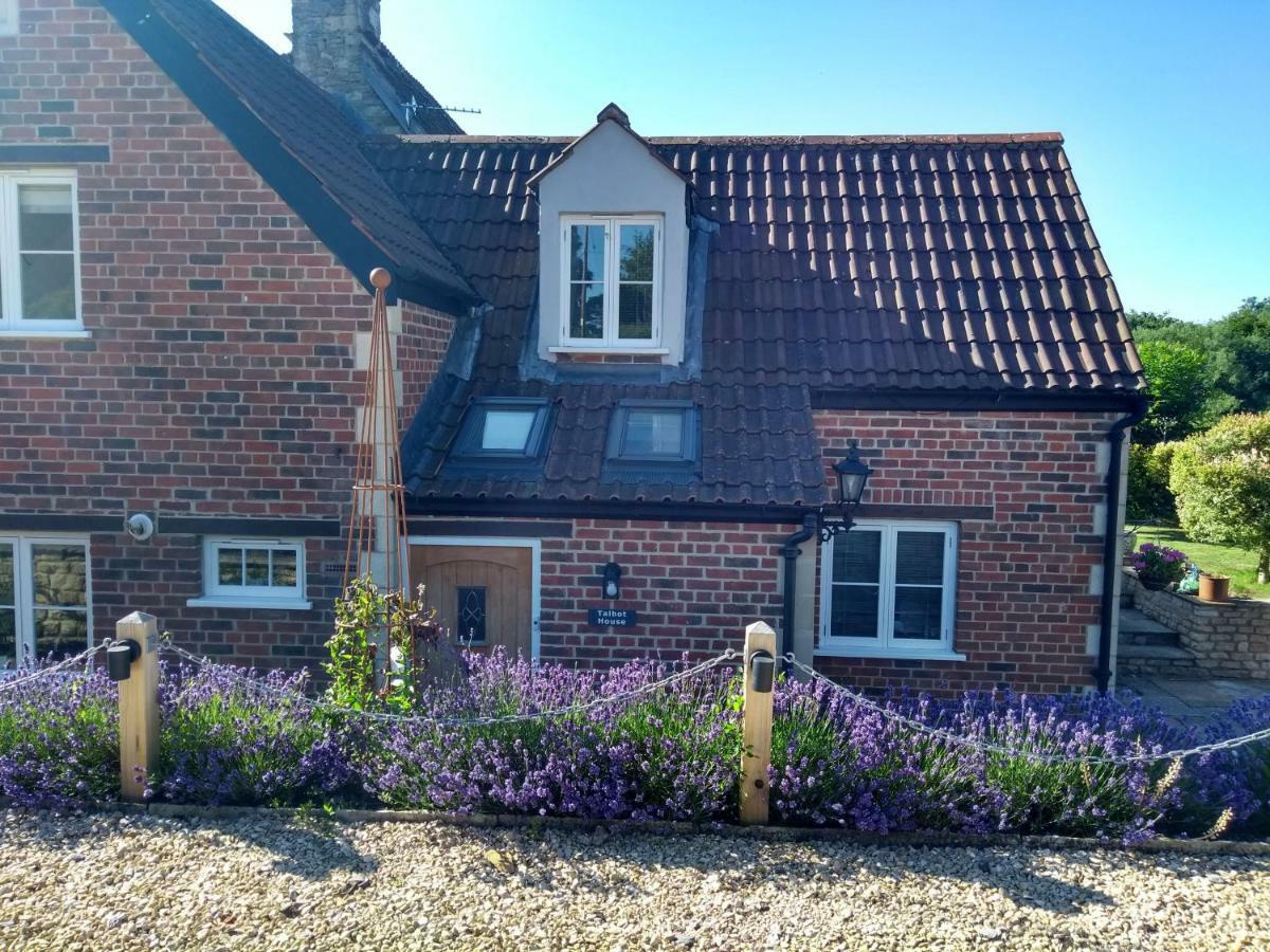 Talbot House Lacock Exterior photo