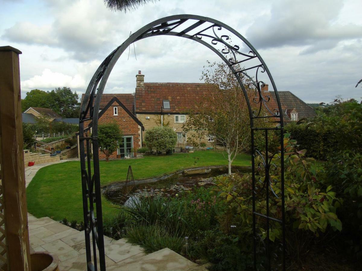 Talbot House Lacock Exterior photo